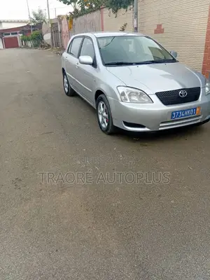 Toyota Corolla 1.4 Sedan 2002 Gris
