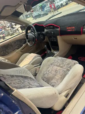 Toyota Corolla 2000 Blue