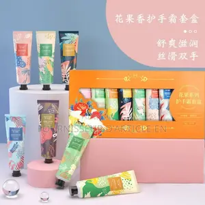 Crème Pour Les Mains ( Prix En Gros ) À Partir De 450 Articles