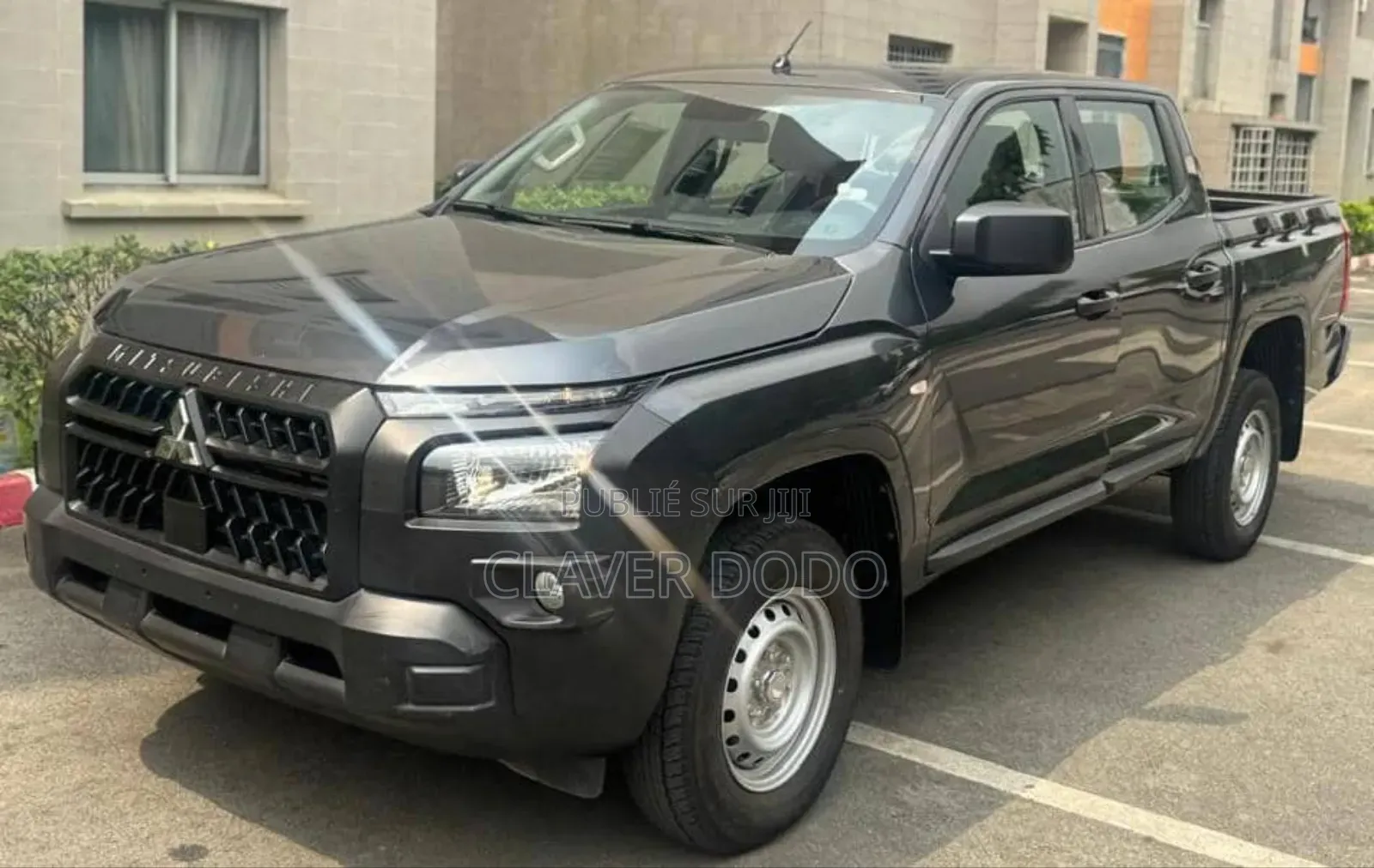 Mitsubishi L200 2025 Black