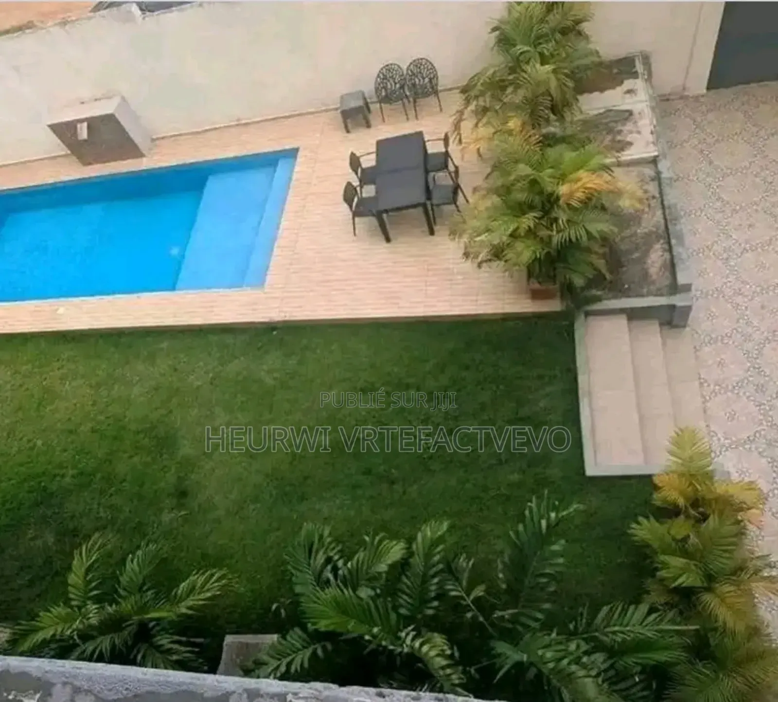 8chbre Duplex dans Bingerville à Vendre