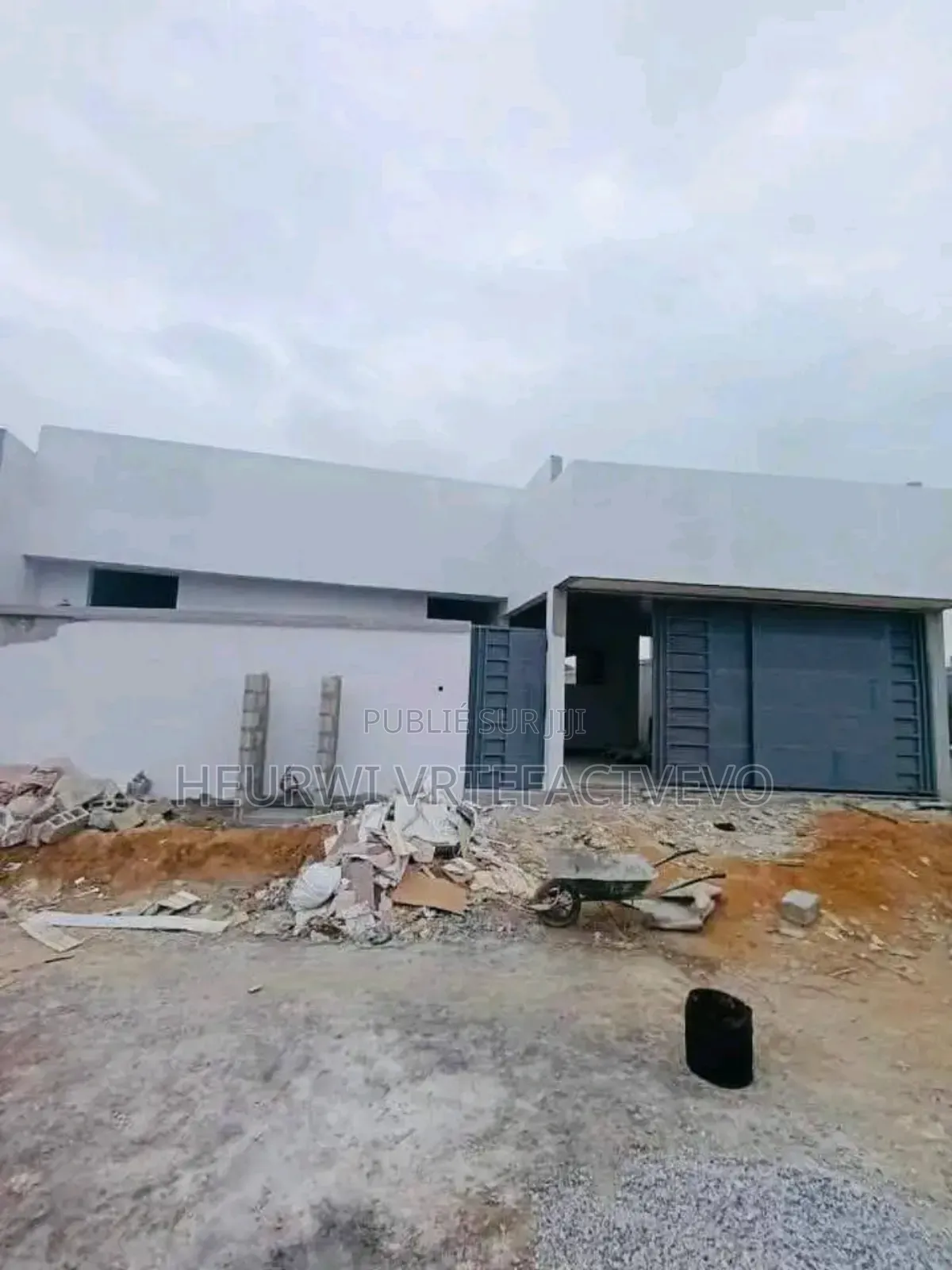 4chbre Villa dans Bingerville à Vendre