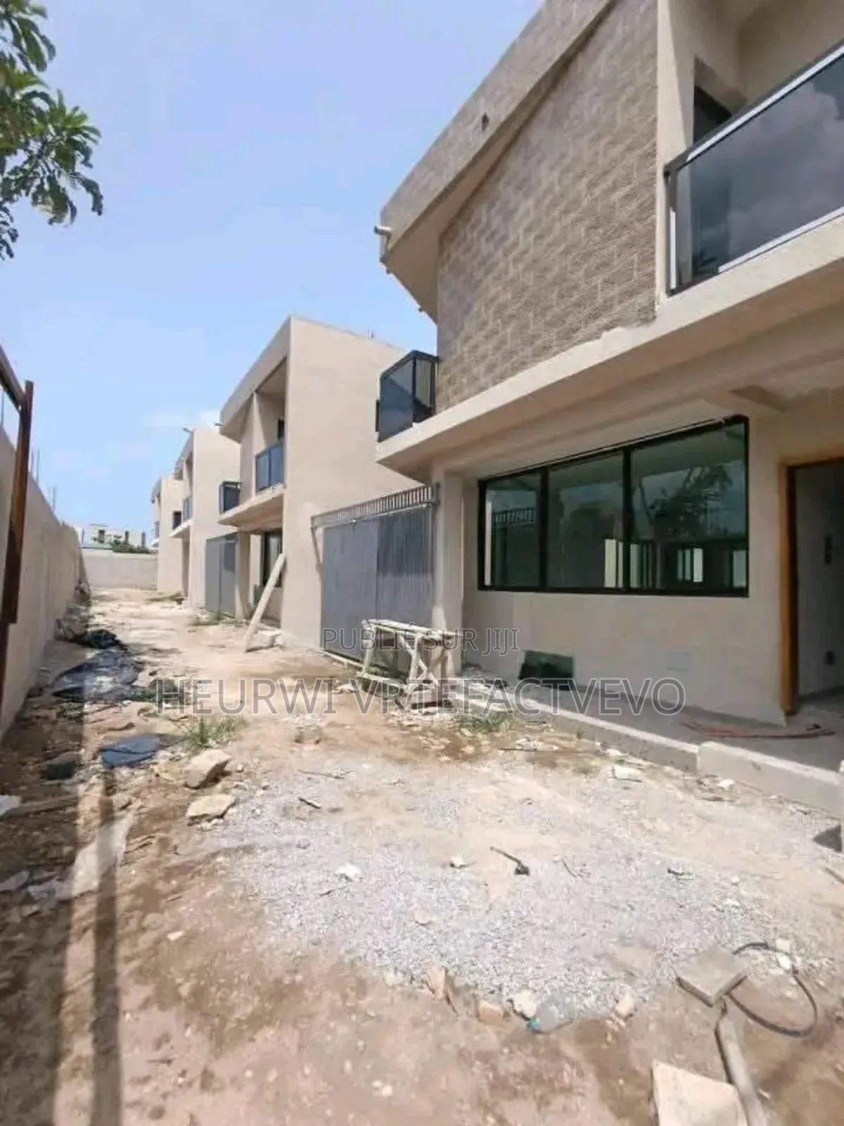 6chbre Villa dans Bingerville à Vendre