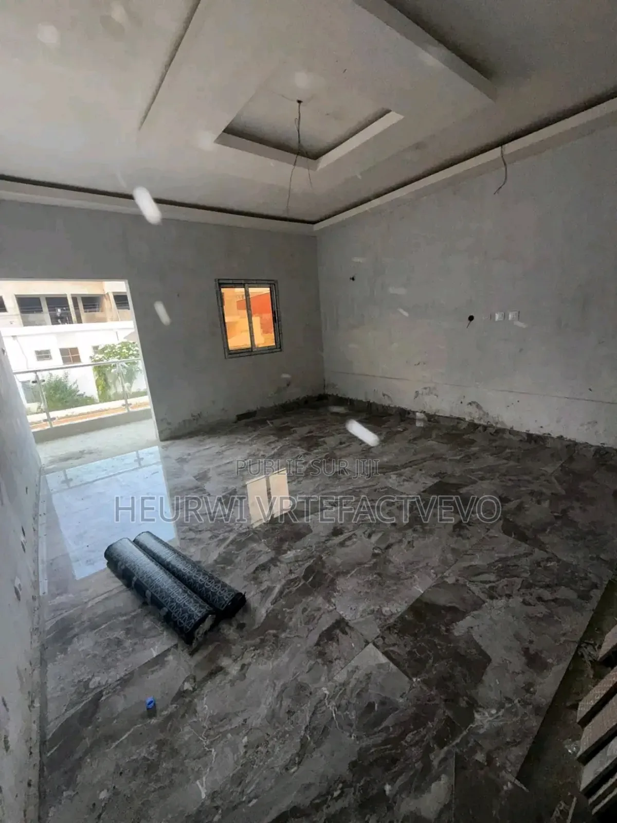 5chbre Duplex dans Djorobite, Cocody à Vendre