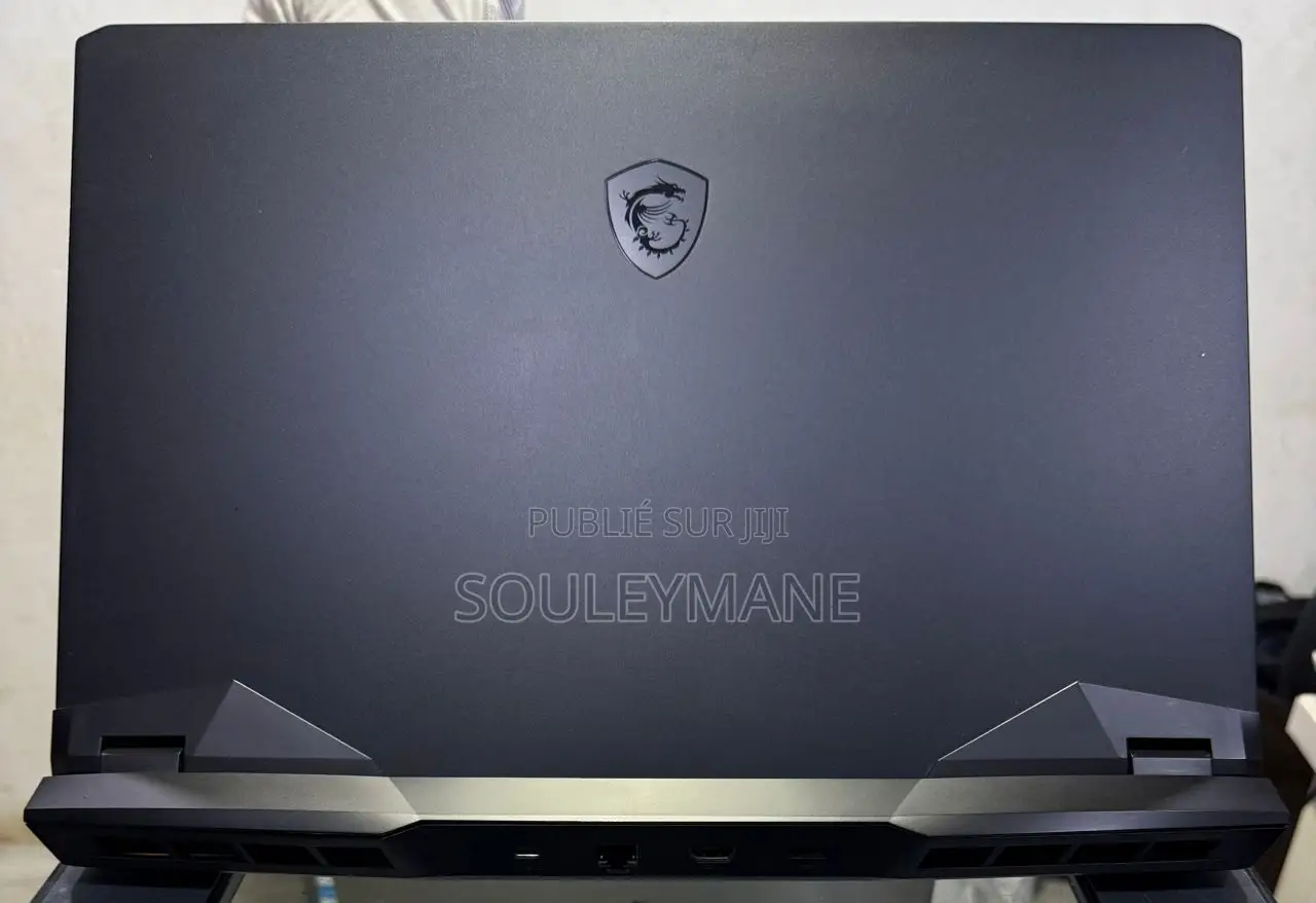 Ordinateur Portable MSI GP73 Leopard 8RE 16GB Intel Core I7 SSD 1T