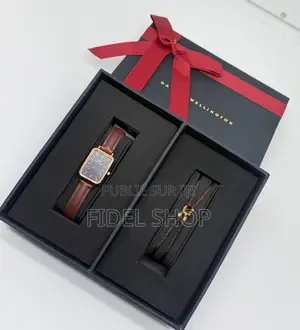 Montre Féminine + Bracelet Comme Cadeau