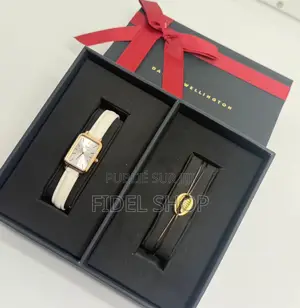 Montre Féminine + Bracelet Comme Cadeau