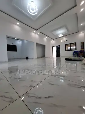 5chbre Duplex dans Elisador Koualet, Cocody à Vendre