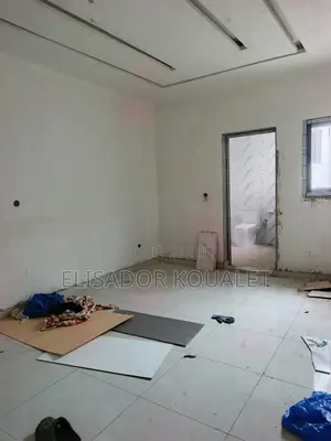 4chbre Villa dans Elisador Koualet, Bingerville à Vendre