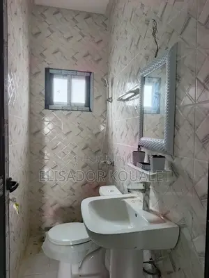 4chbre Villa dans Elisador Koualet, Bingerville à Vendre