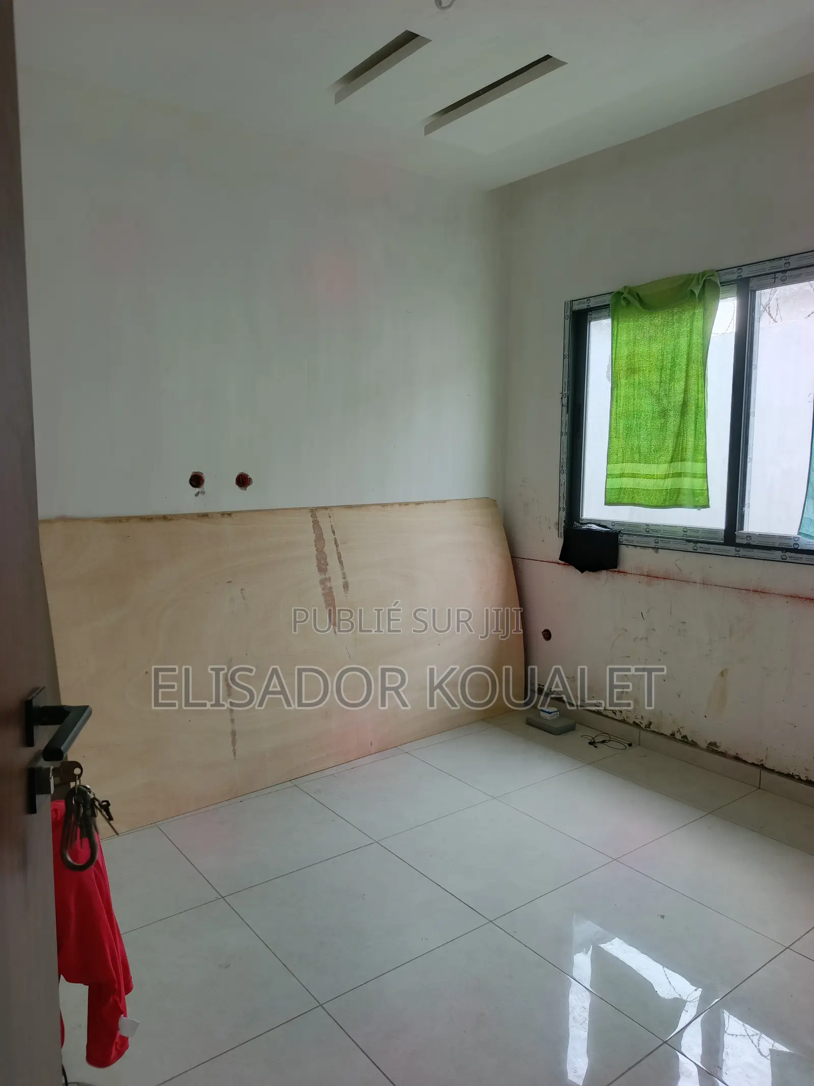 4chbre Villa dans Elisador Koualet, Bingerville à Vendre