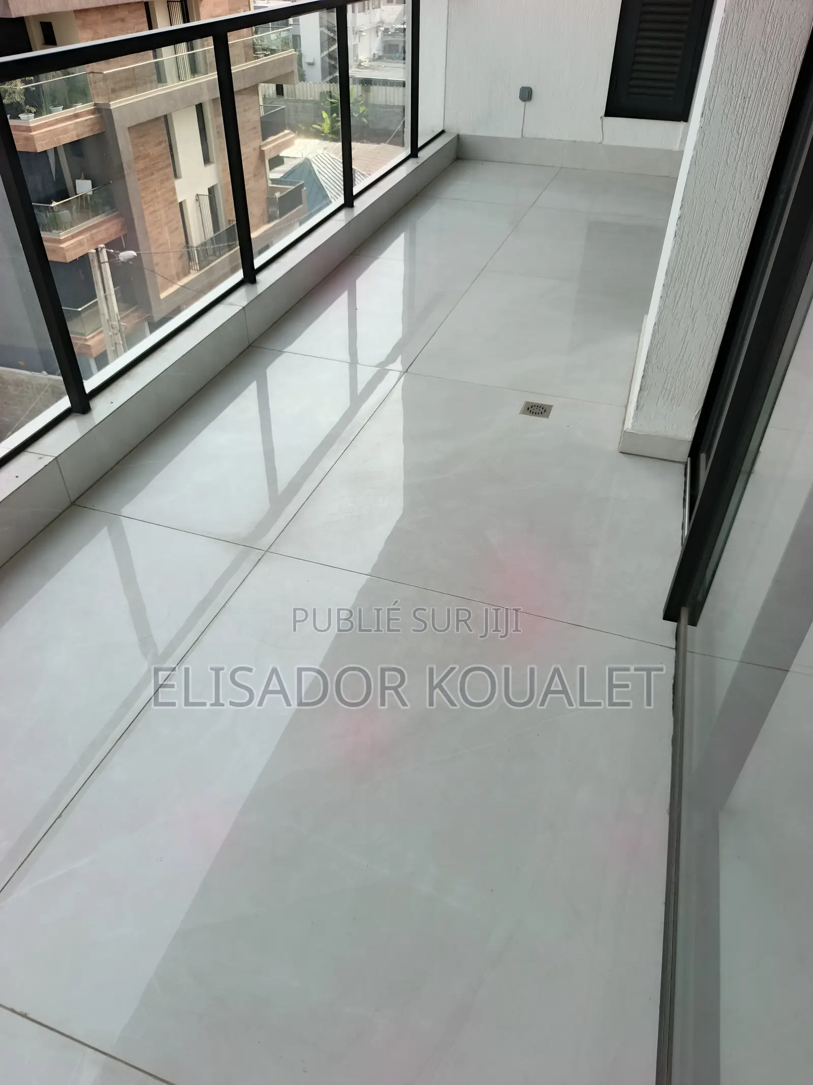 4chbre Appartement dans Cocody à Louer