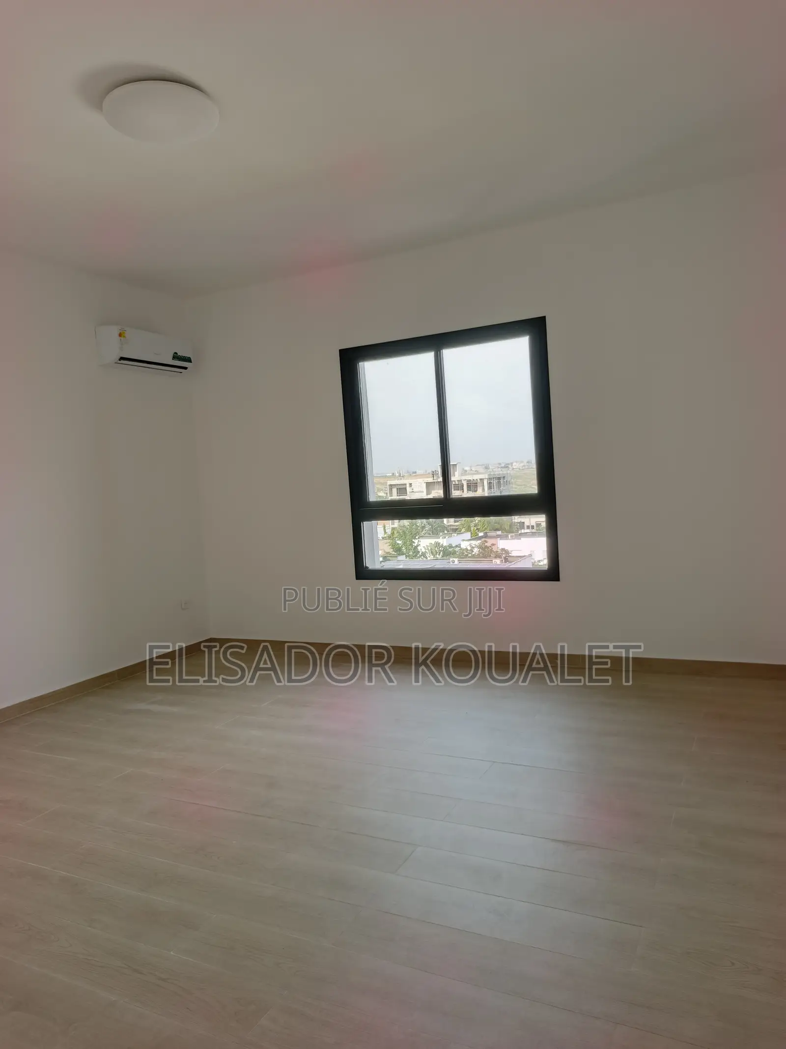 4chbre Appartement dans Cocody à Louer