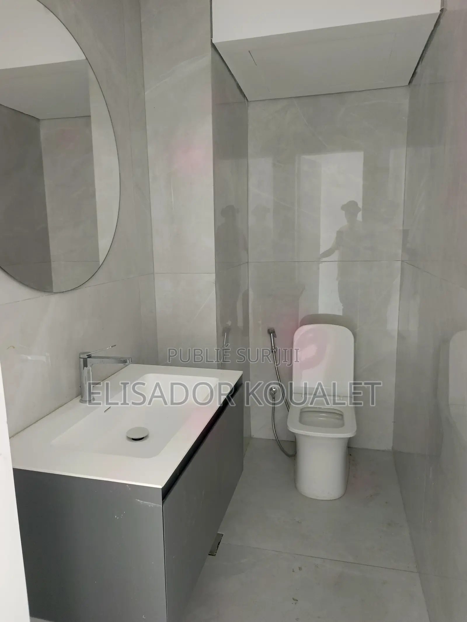 4chbre Appartement dans Cocody à Louer