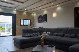 Vente d'Un Duplex Haut Standing De 7 Pièces À Bassam Avant La Cité Ita