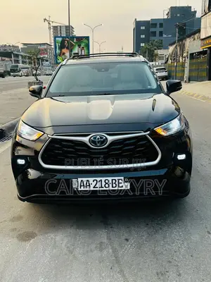 Toyota Highlander XLE 2022 Noir