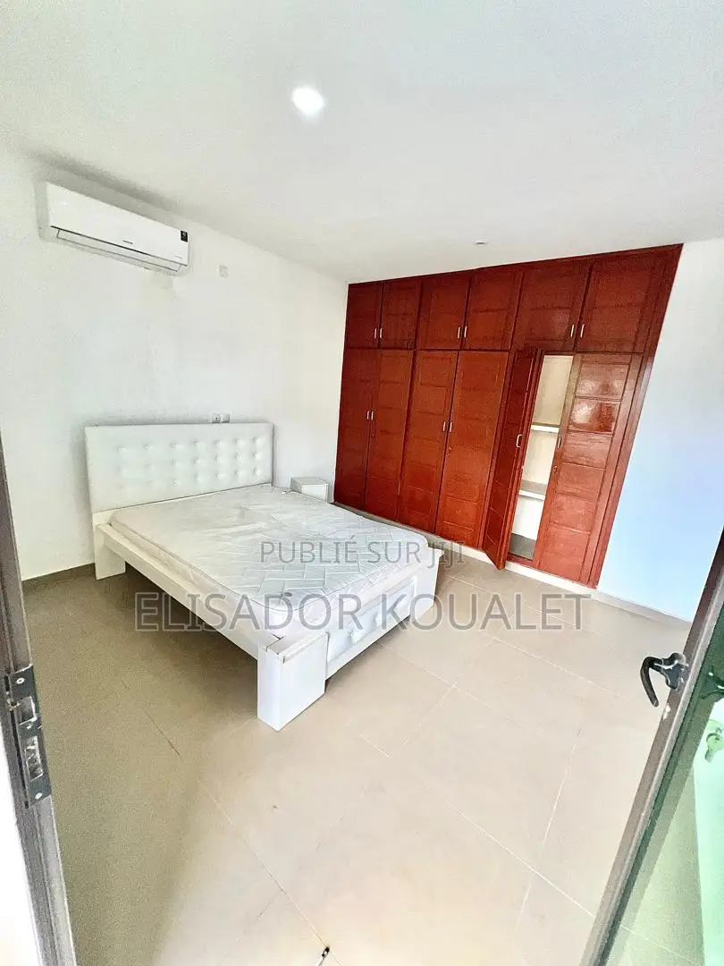 6chbre Duplex dans Elisador Koualet, Grand-Bassam à Vendre