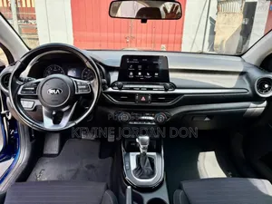 Kia Forte 2021 Violet