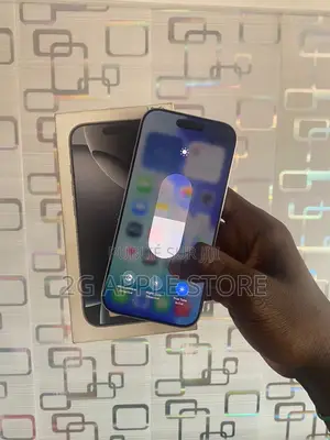 New Apple iPhone 16 Pro 128 GB Doré