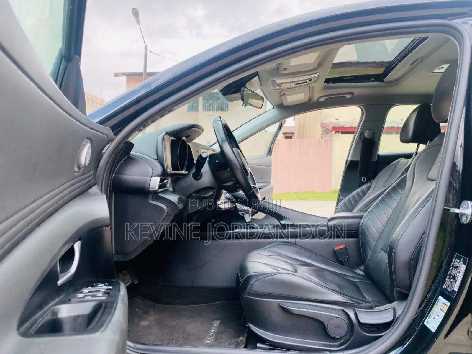 Hyundai Elantra 2022 Black