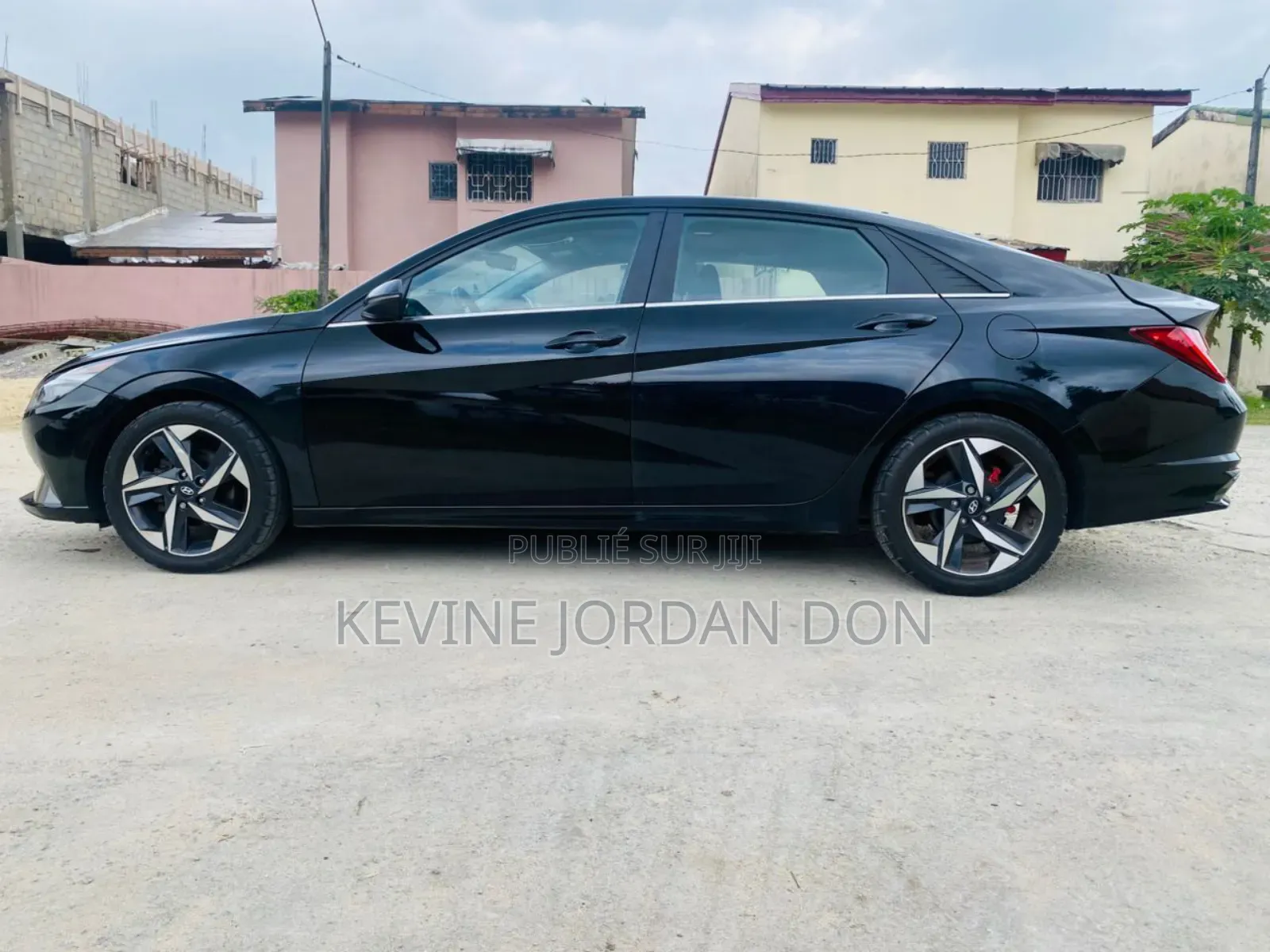 Hyundai Elantra 2022 Black