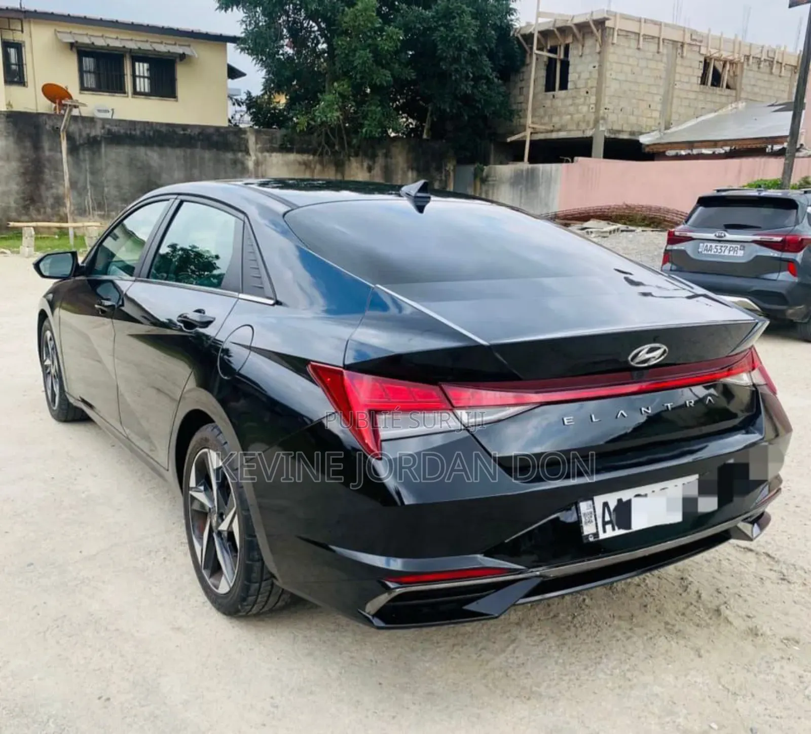 Hyundai Elantra 2022 Black