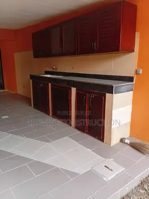 3chbre Duplex dans Cocody à Vendre