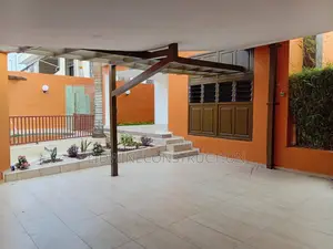 3chbre Duplex dans Cocody à Vendre