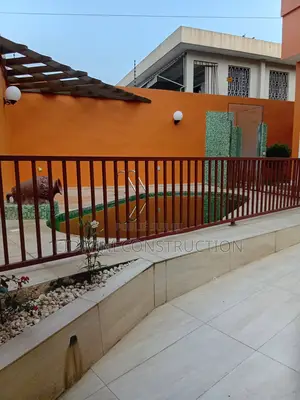 3chbre Duplex dans Cocody à Vendre