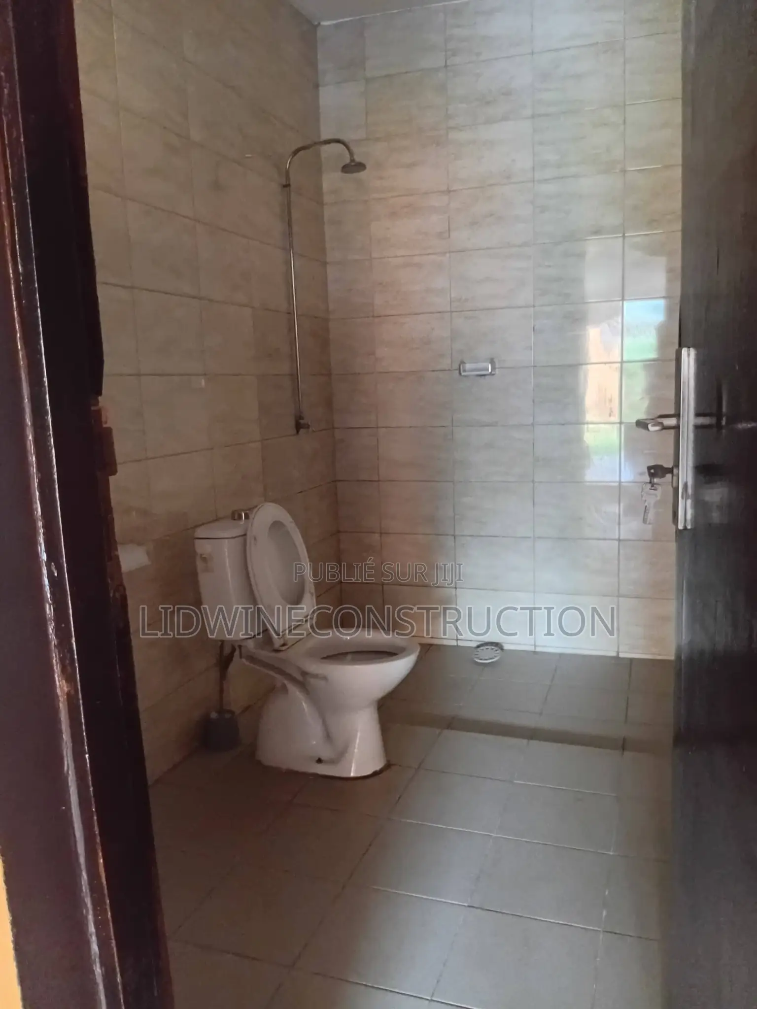 3chbre Duplex dans Cocody à Vendre