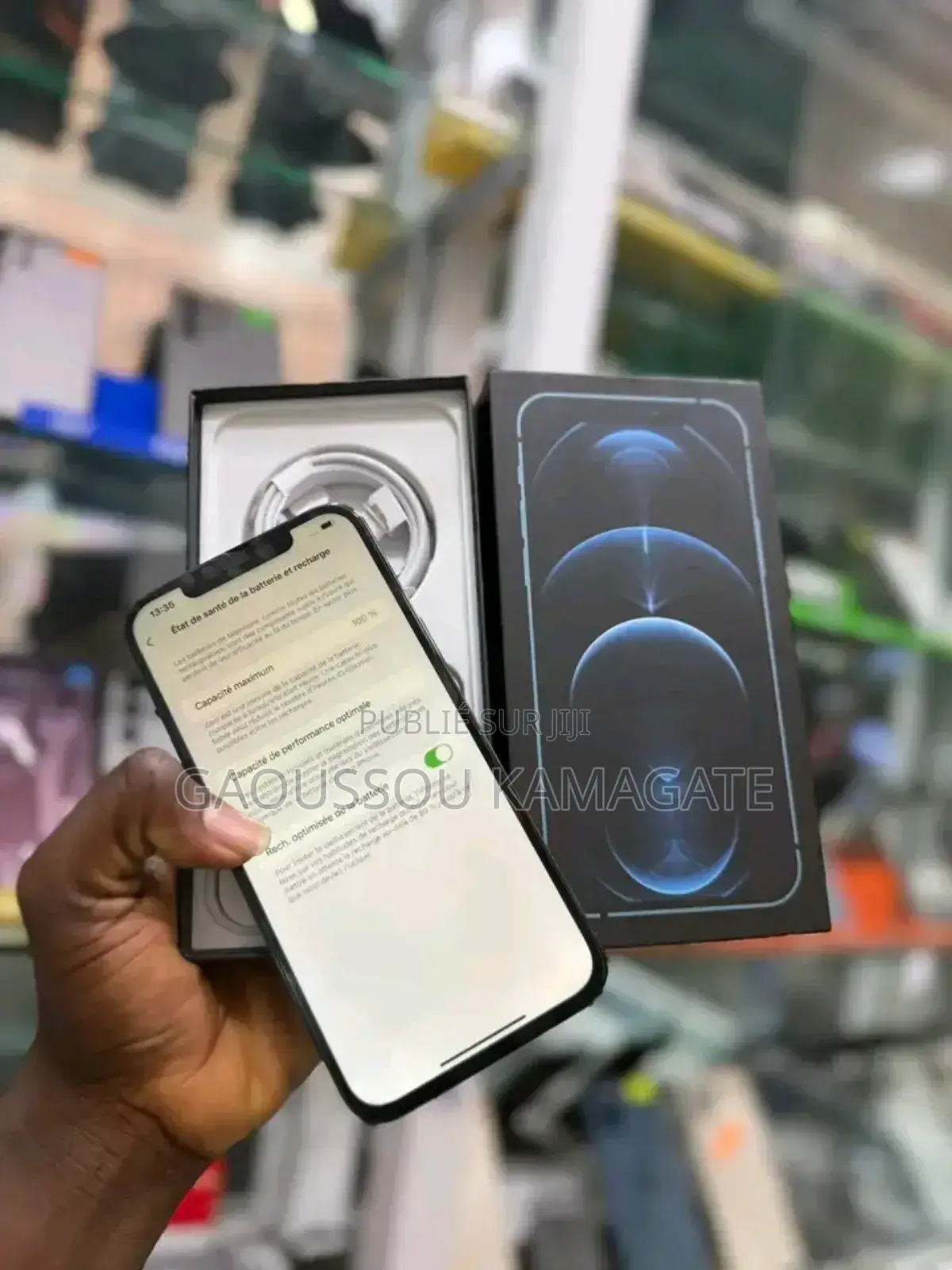 Neuf Apple iPhone 12 256 GB Noir