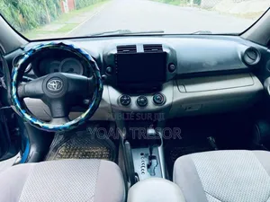 Toyota RAV4 2008 Bleu