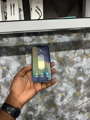 Apple iPhone 13 128 GB Bleu