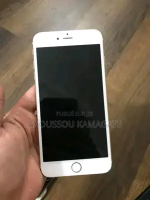 Neuf Apple iPhone 7 Plus 32 GB Noir