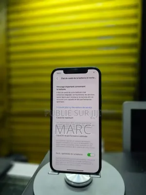 New Apple iPhone 12 64 GB Blue