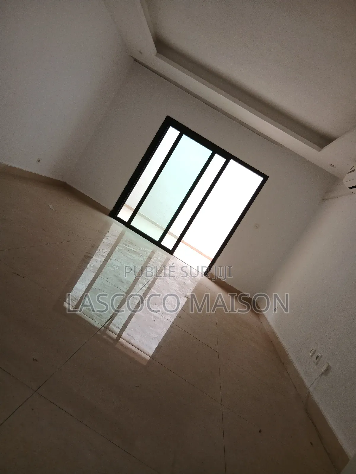 3chbre Appartement dans Lascoco Maison, Cocody à Louer