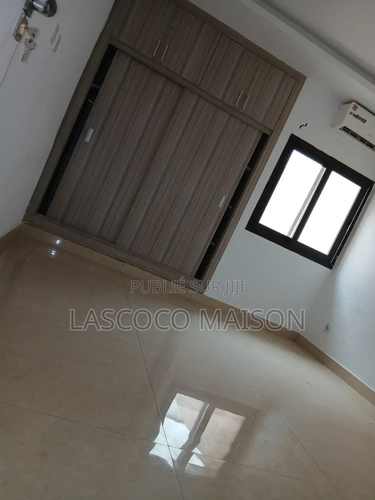 3chbre Appartement dans Lascoco Maison, Cocody à Louer