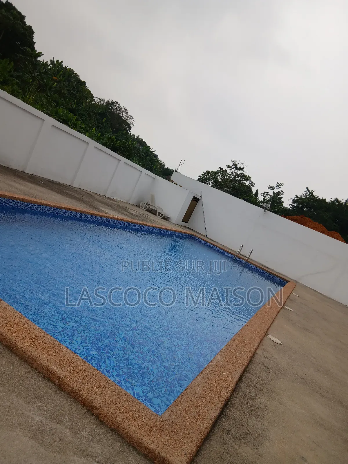 3chbre Appartement dans Lascoco Maison, Cocody à Louer