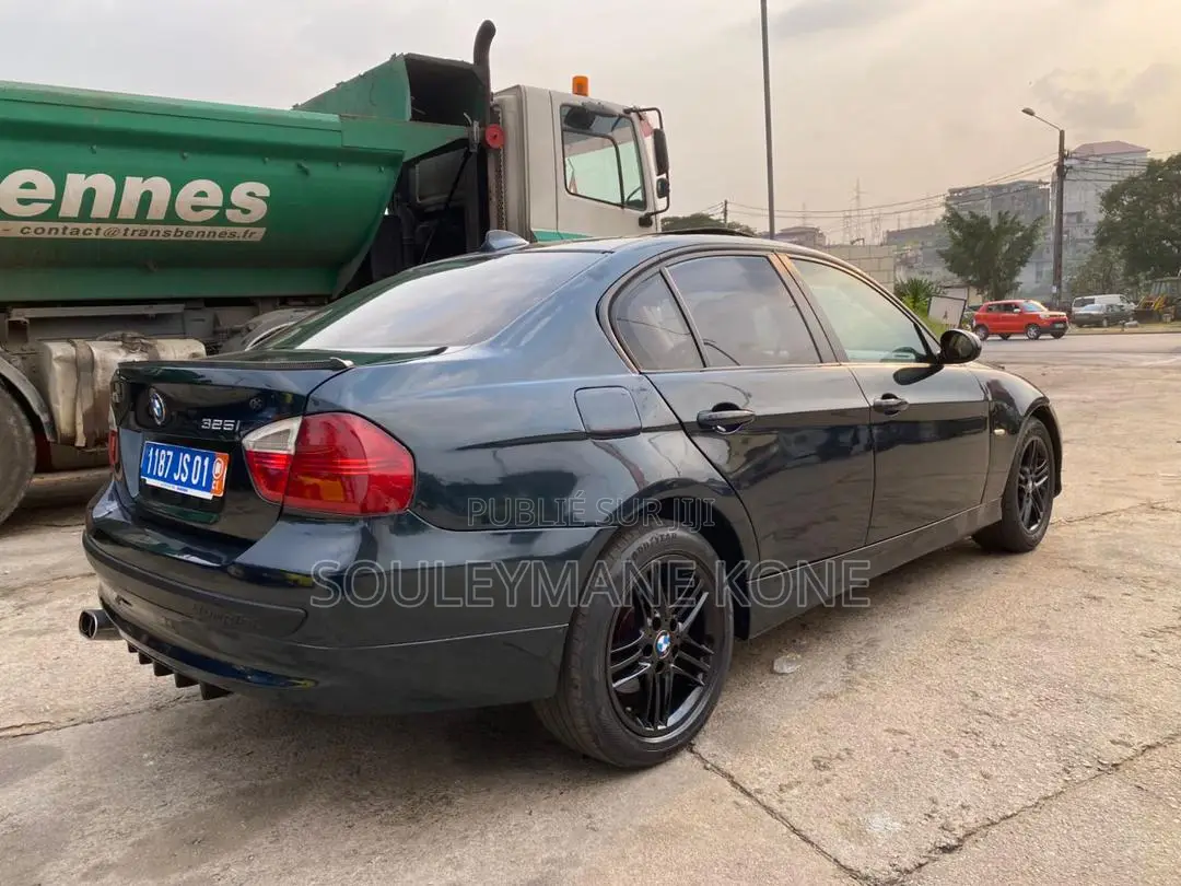 BMW 325i 2006 Black