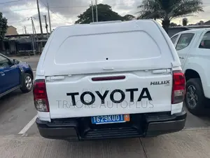 Toyota Hilux 2022 Blanc