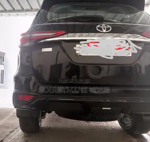 Toyota Fortuner 2025 Black