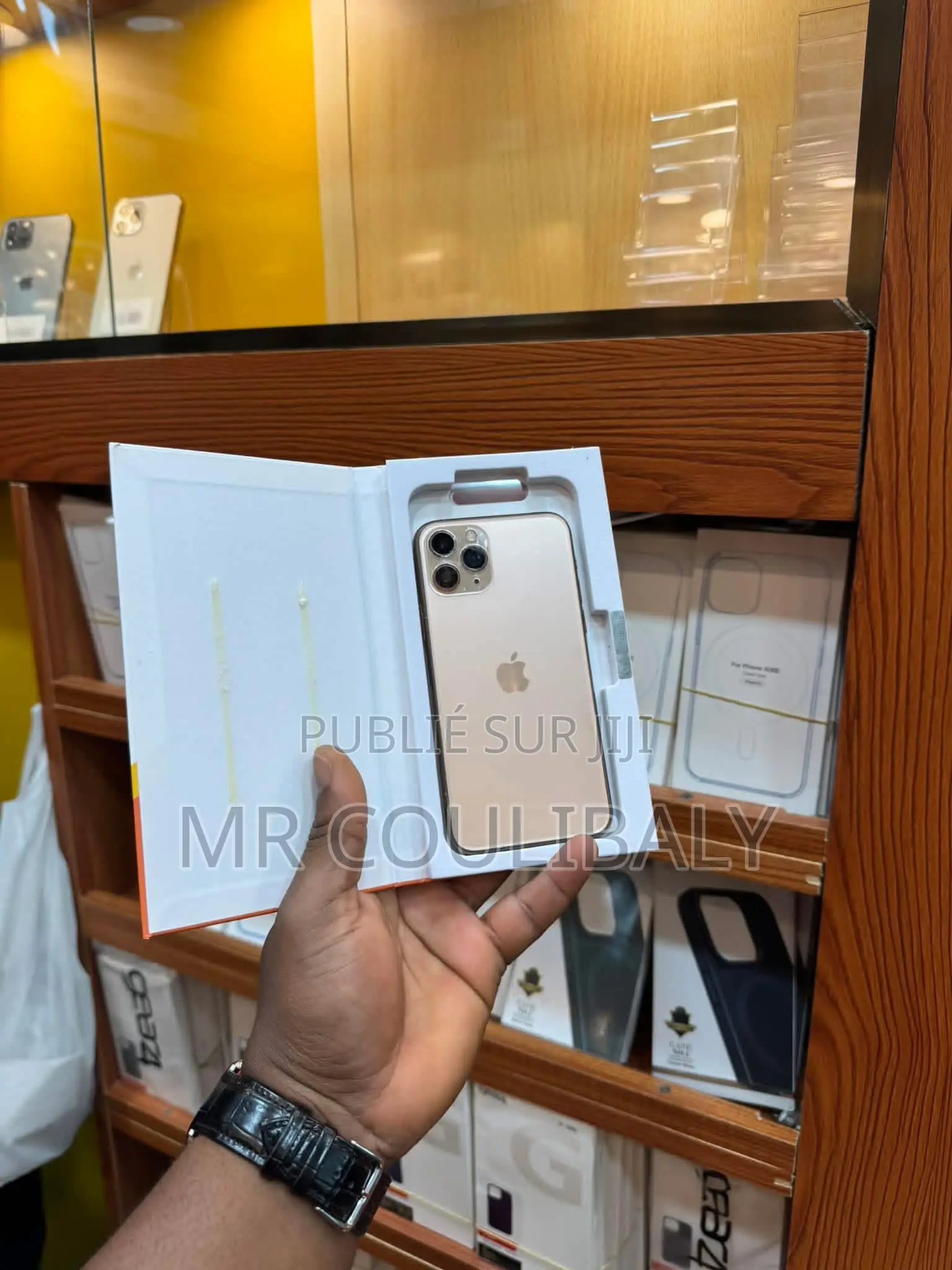 Neuf Apple iPhone 11 Pro 64 GB Or rose