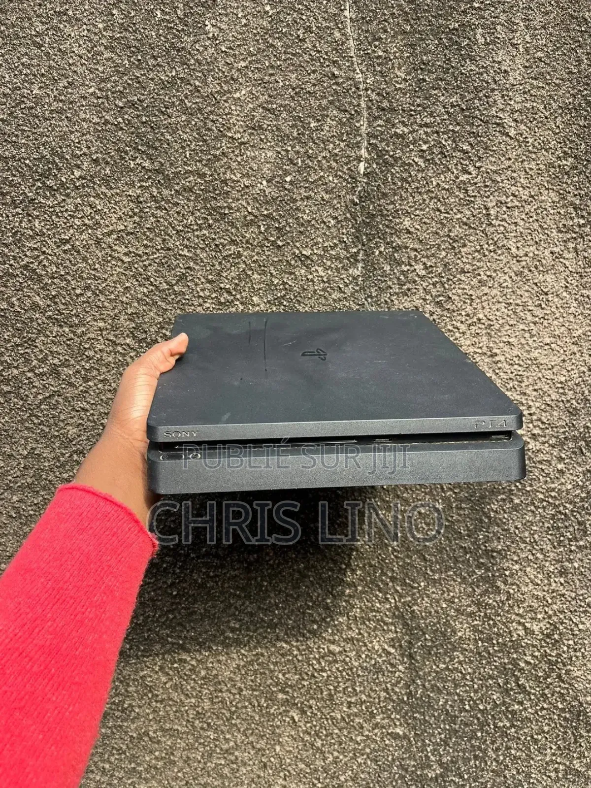 Ps4 Slim Pas Craquer Avec Une Manette