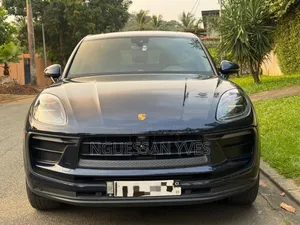 Porsche Macan 2024 Bleu