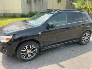 Mitsubishi RVR 2016 Black