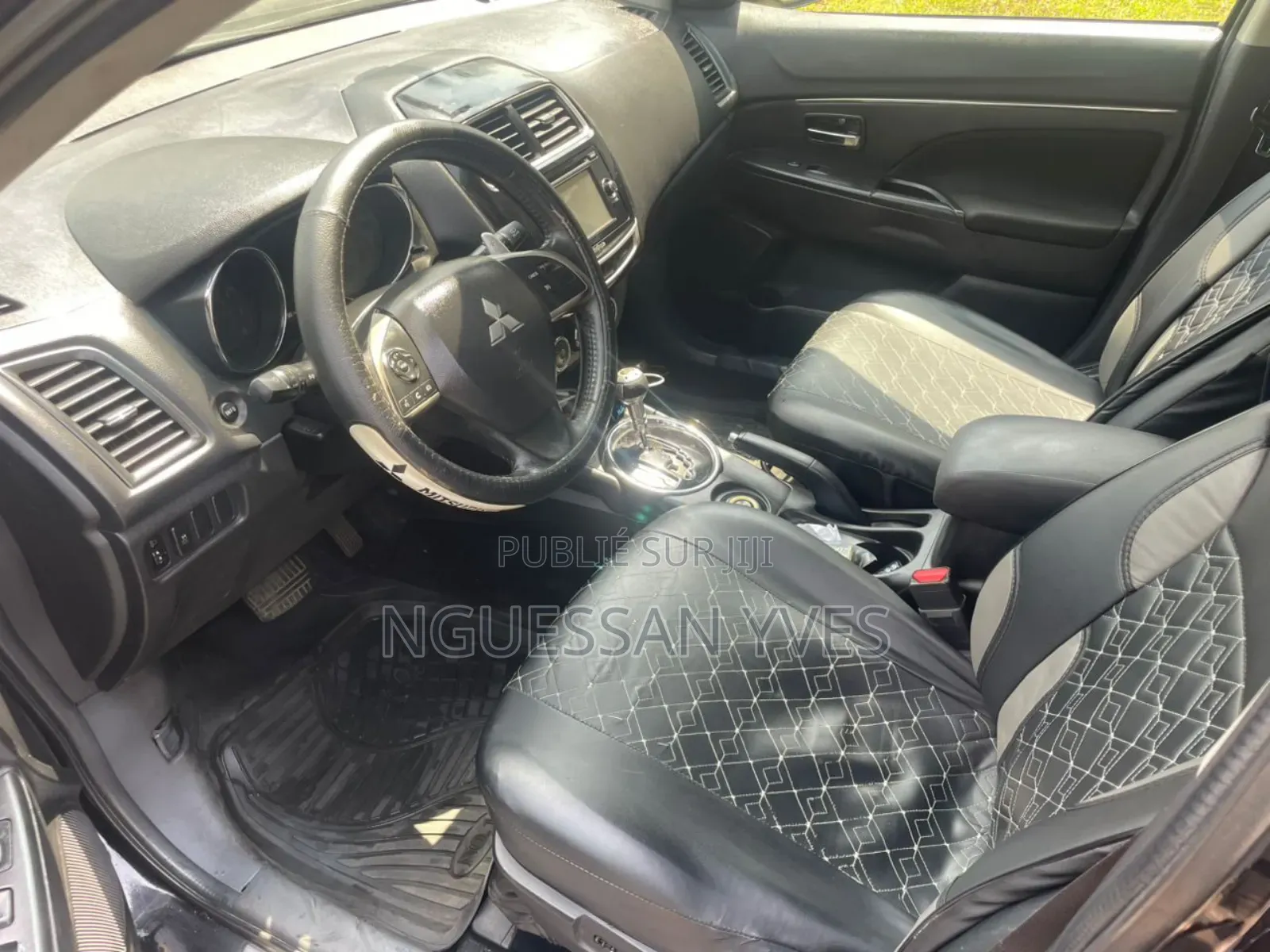 Mitsubishi RVR 2016 Black