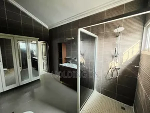 Furnished 5chbre Duplex dans Location Immobilière, Cocody à Louer