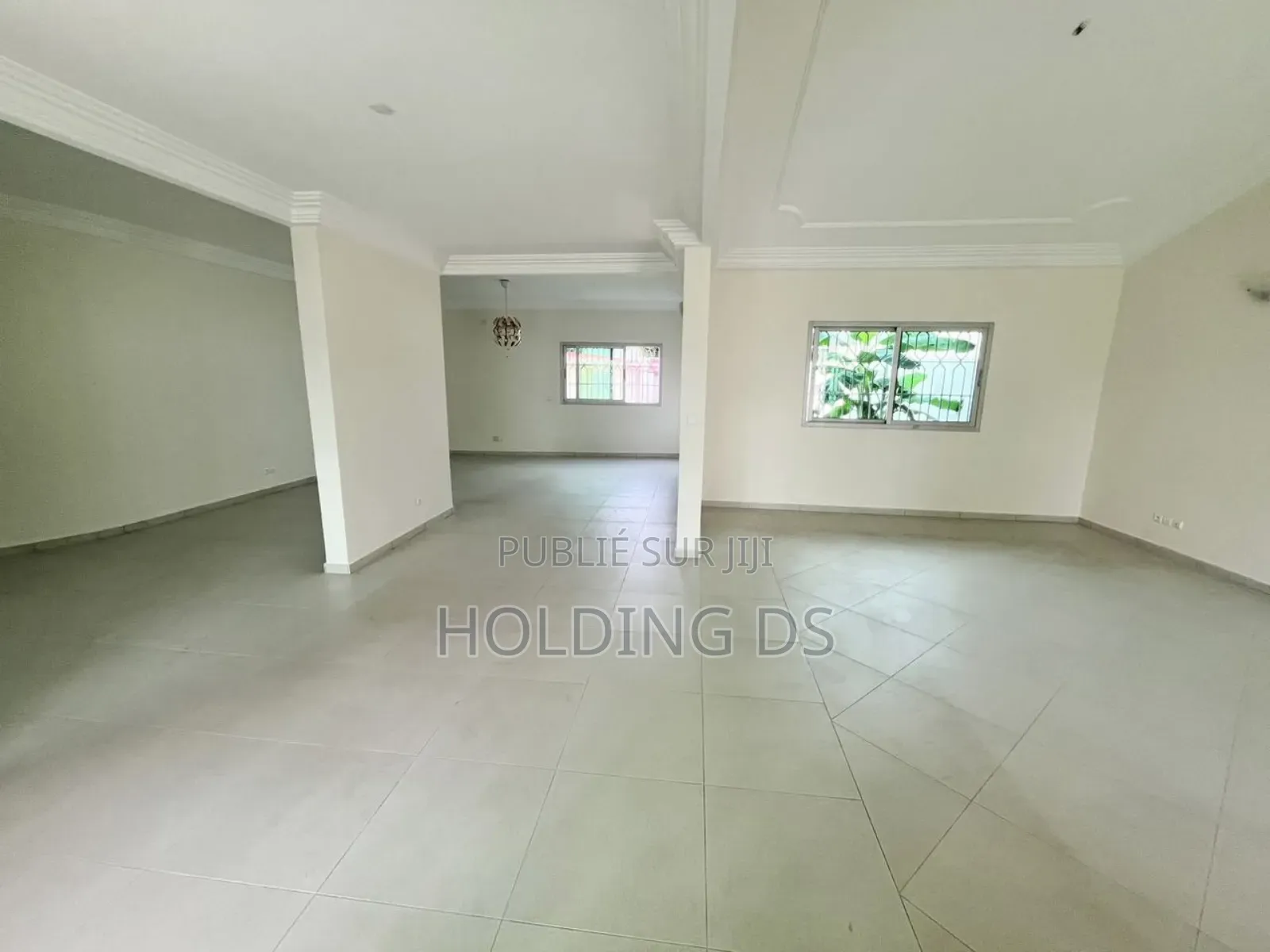 Furnished 5chbre Duplex dans Location Immobilière, Cocody à Louer