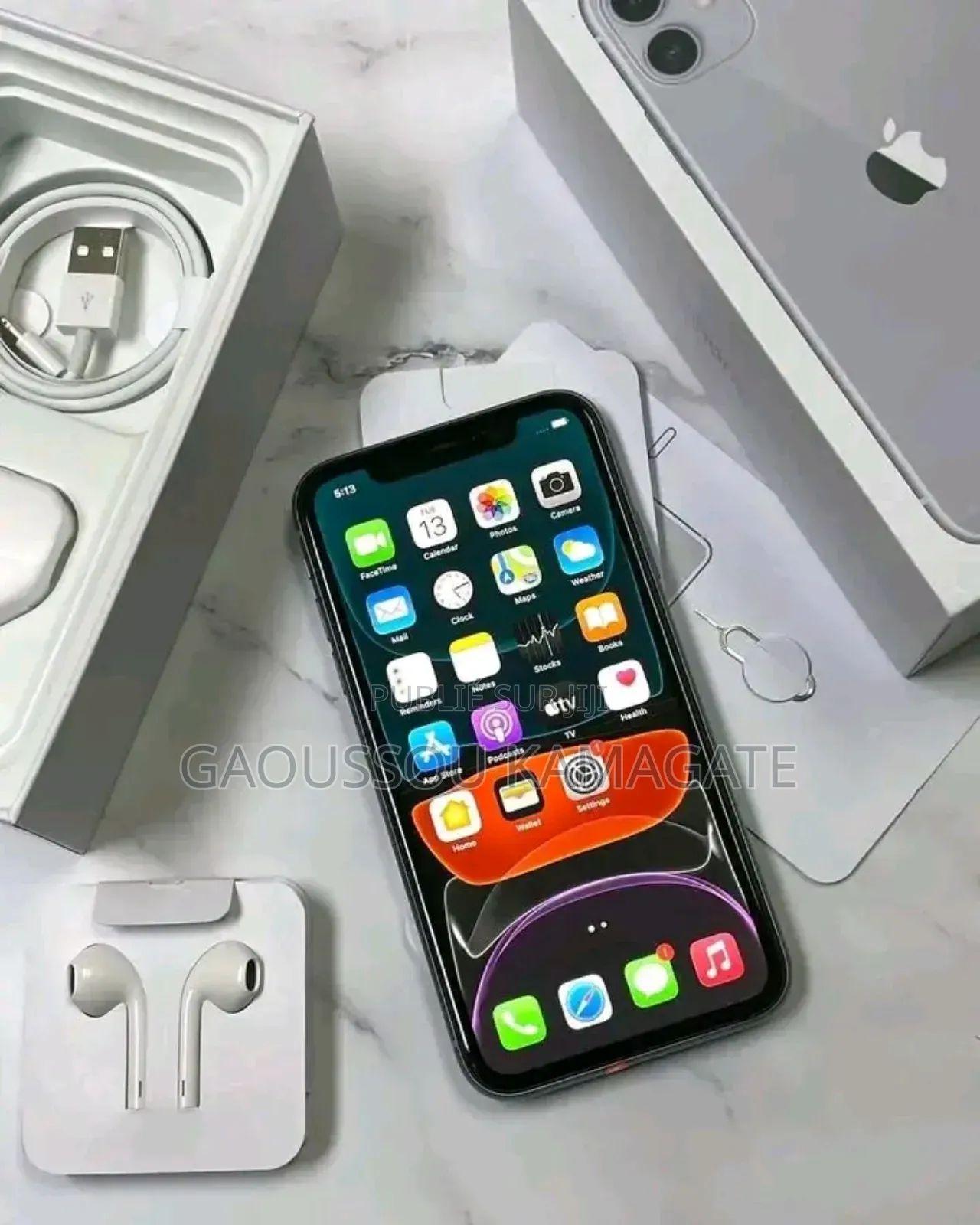 Neuf Apple iPhone 11 64 GB Noir