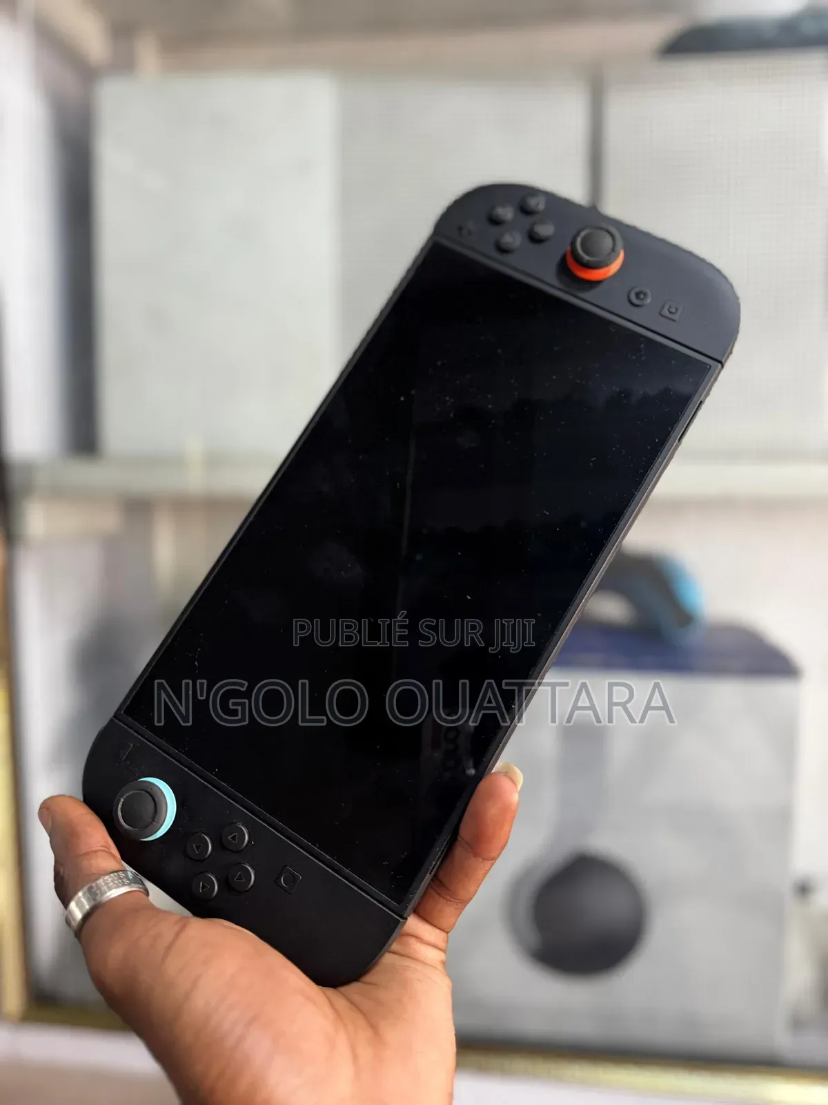 Nintendo Switch 2 Casi Neuve + 7 Jeux